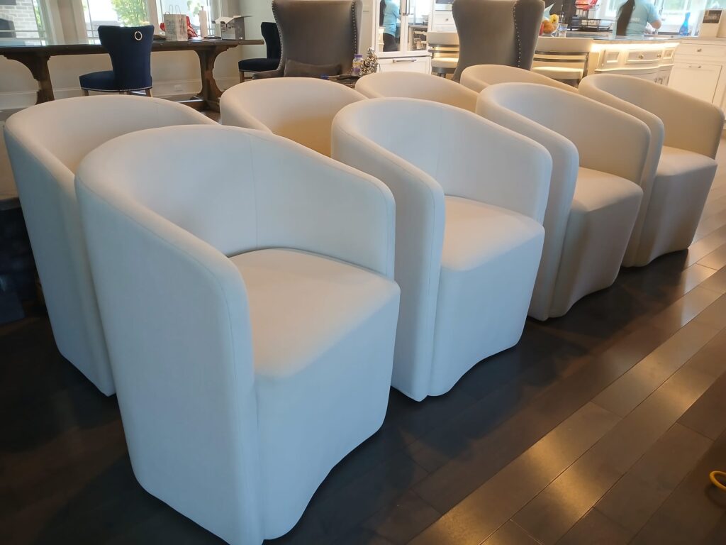 upholstery cleaning 